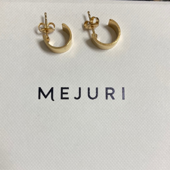 Mejuri Jewelry - Mejuri Gold Vermeil Boyfriend Mini Hoop Earrings